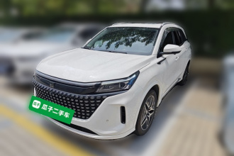 蓝电E5 2023款 1.5L DE-i 100KM臻享型 7座