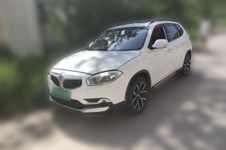 中华V5 2016款 1.5T 手动两驱智能型