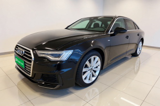 奥迪A6L 2021款 45 TFSI 臻选动感型