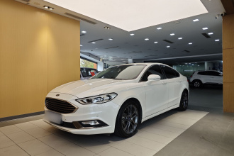 福特 蒙迪欧 2018款 EcoBoost 180 Cognac特别版