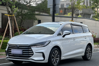 比亚迪 宋MAX 2021款 升级版 1.5T 自动豪华型 6座