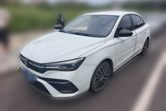 荣威i5 2021款 1.5L 手动铂金版