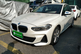 宝马1系 2019款 120i 领先型M运动套装