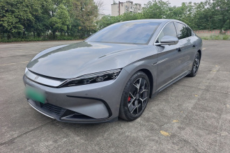 比亚迪 汉 2022款 EV 创世版 715KM前驱旗舰型