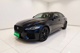 捷豹XFL 2022款 XFL 2.0T P250 两驱尊享豪华版