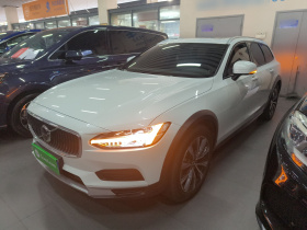 沃尔沃V90 2023款 Cross Country B5 AWD 智远版