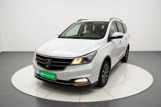 宝骏730 2019款 1.5L 手动时尚型 7座 国V