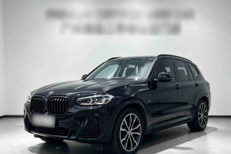 宝马X3 2022款 xDrive30i 领先型 M曜夜套装