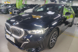 宝马i5 2024款 eDrive 35L M运动套装