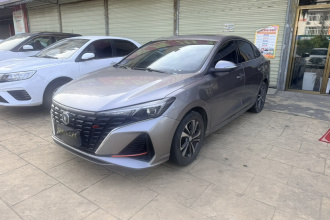 长安 逸动 2022款 PLUS 蓝鲸NE 1.4T GDI DCT尊贵版