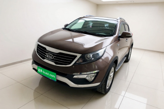 起亚 智跑 2014款 2.0L 手动两驱版GLS