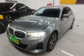 宝马i3 2022款 eDrive 35 L