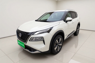 日产 奇骏 2023款 e-POWER 超混双电机四驱至尊版