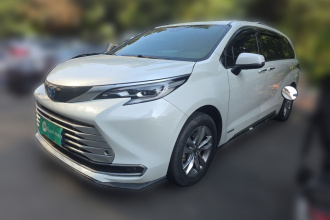 丰田 赛那SIENNA 2021款 2.5L混动 铂金版