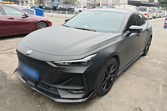 长安UNI-V 2022款 1.5T 尊贵型