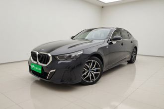 宝马i5 2024款 eDrive 35L 尊享型 M运动套装