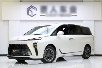 别克GL8 2025款 陆尊 智享版