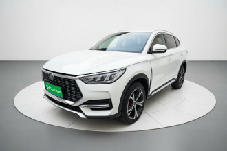 比亚迪 宋PLUS 2020款 1.5T 自动尊贵型