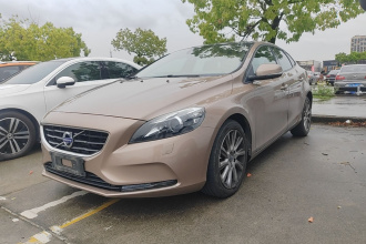 沃尔沃V40 2016款 T3 智逸版