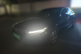 本田 雅阁 2022款 锐·混动 2.0L 锐领版