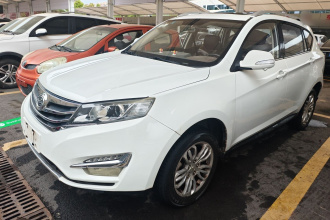 陆风X5 2016款 Plus 1.5T CVT创领版