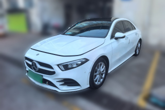 奔驰A级 2020款 改款 A 200 L 运动轿车时尚型