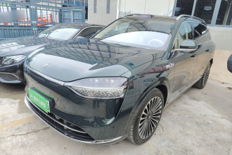 鸿蒙智行 问界M9 2024款 增程 Ultra版 42kWh 6座版