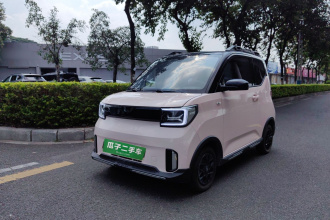 五菱汽车 宏光MINIEV 2022款 GAMEBOY 200km 玩咖款 磷酸铁锂