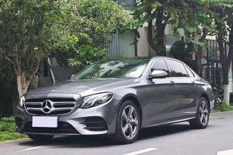 奔驰E级 2019款 改款 E 300 L 运动时尚型