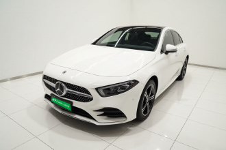 奔驰A级 2022款 改款三 A 200 L 运动轿车时尚型