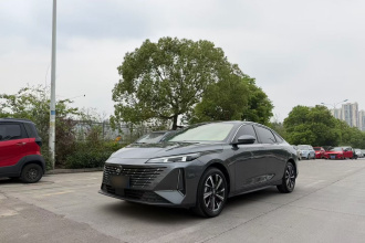 长安 逸动 2024款 1.5T GDI自动 尊贵型