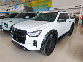 五十铃 D-MAX 2023款  1.9T自动四驱V-CROSS引领型