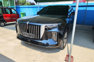 红旗E-HS9 2022款 690km 旗享版 六座