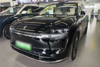 鸿蒙智行 问界M9 2025款 增程 Ultra版 52kWh 6座版 (192线激光雷达）
