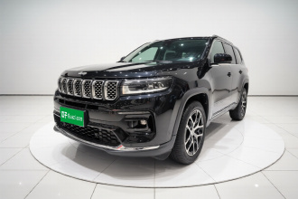 Jeep 大指挥官 2022款 2.0T 四驱豪华版