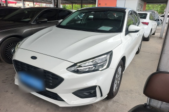 福特 福克斯 2021款 两厢 EcoBoost 180 自动锋潮型