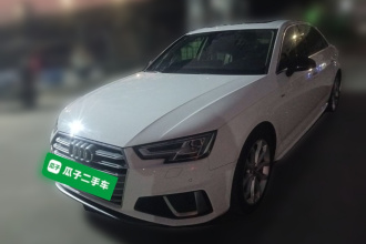 奥迪A4L 2019款 45 TFSI quattro 个性运动版 国V