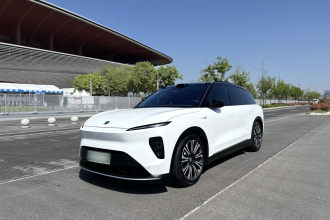 蔚来ES8 2024款 75kWh 行政版