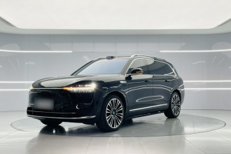 鸿蒙智行 问界M9 2025款 增程 Ultra版 52kWh 6座版 (192线激光雷达）