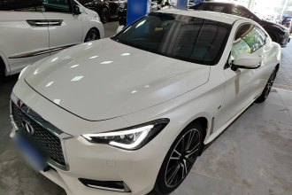 英菲尼迪Q60 2019款 S 2.0T 豪华运动版