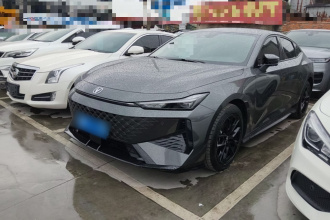 长安UNI-V 2024款 1.5T 尊贵型