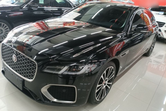 捷豹XFL 2024款 2.0T P250 两驱尊享豪华版