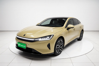 宝骏享境 2025款 插混 140km豪华版