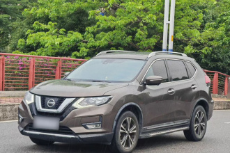 日产 奇骏 2019款 2.5L CVT智联豪华版 4WD