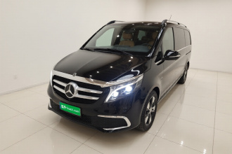 奔驰V级 2022款 V 260 L 长轴距尊贵版