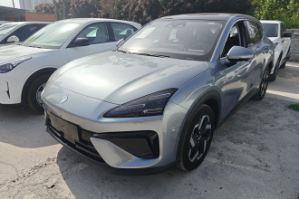 宝骏云海 2024款 140km 插混版