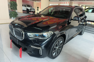 宝马X5 2022款 改款 xDrive 30Li 尊享型M运动套装