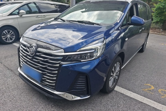 别克GL8 2023款 陆上公务舱 652T 豪华型
