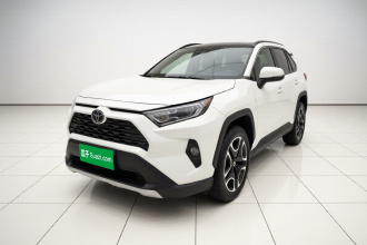 丰田 RAV4荣放 2020款 2.0L CVT两驱尊贵版