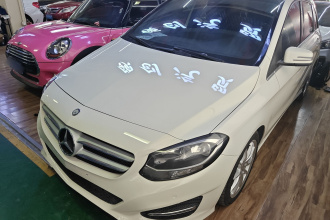 奔驰B级 2015款 B 200 动感型